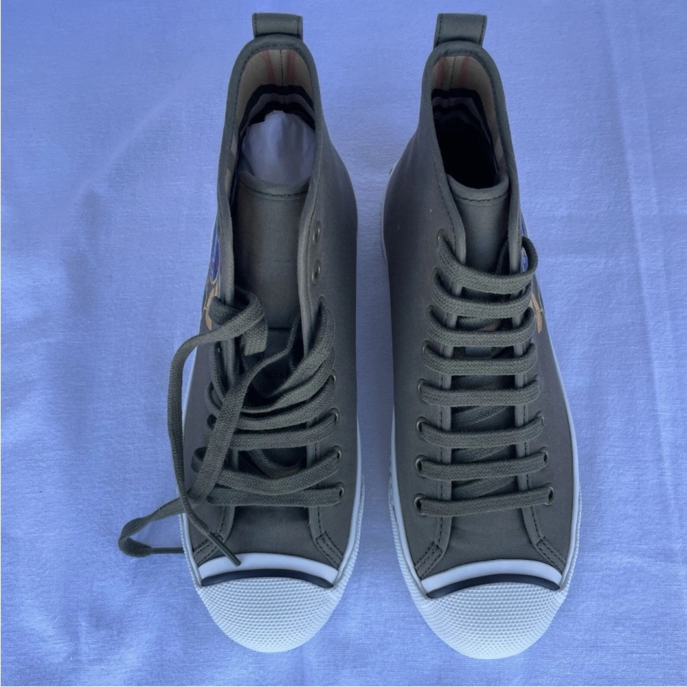 Burberry Prosum Kingly Crest High Top Sneakers Women US 8 NEW w/ Box